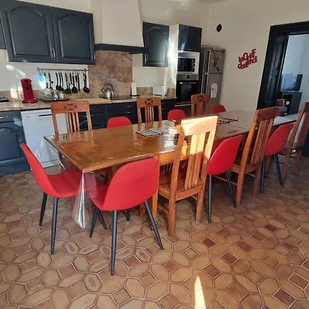 2 Agave 3* Thionville